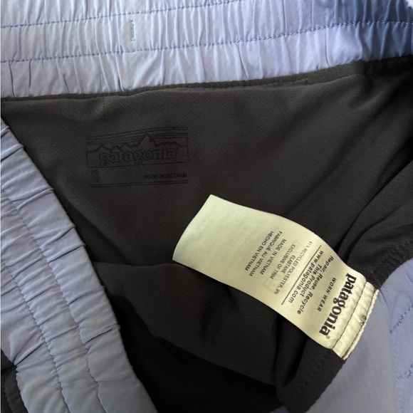 Patagonia Shorts - Picture 3 of 4